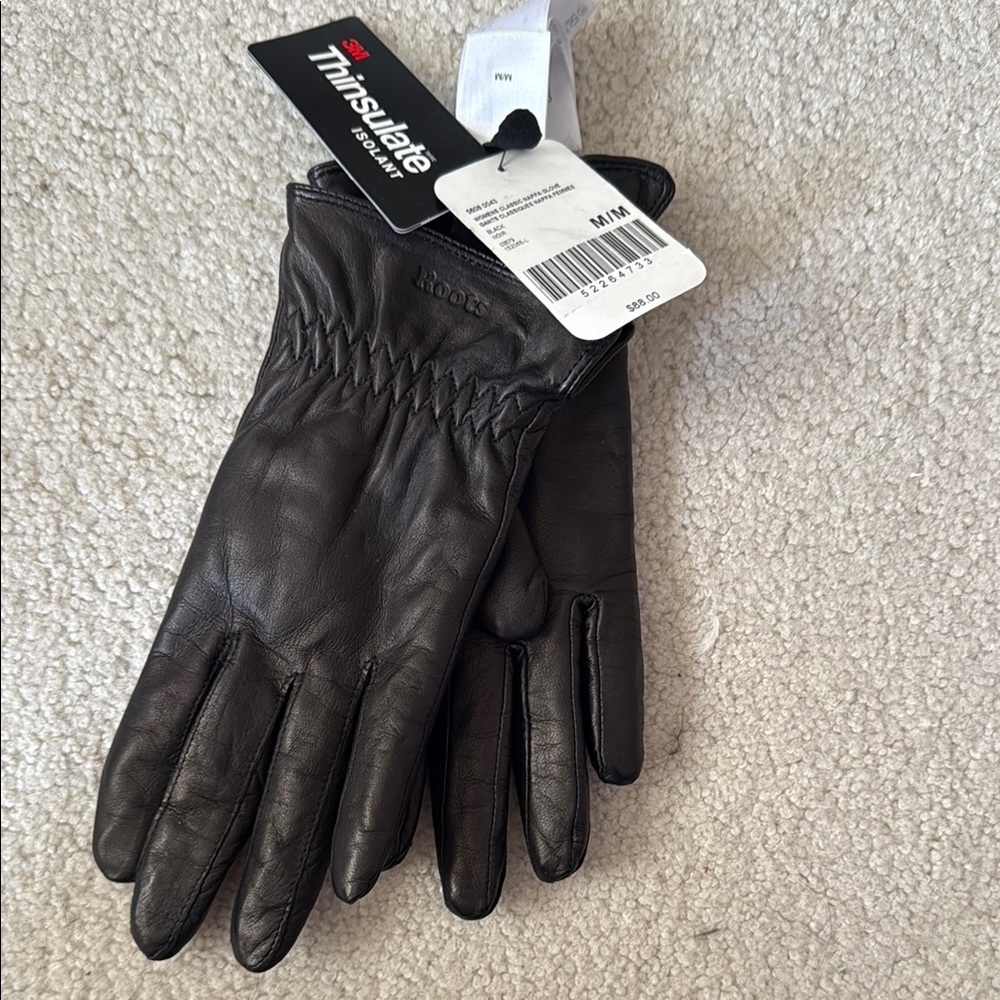 Roots Black Full-Finger Gloves
